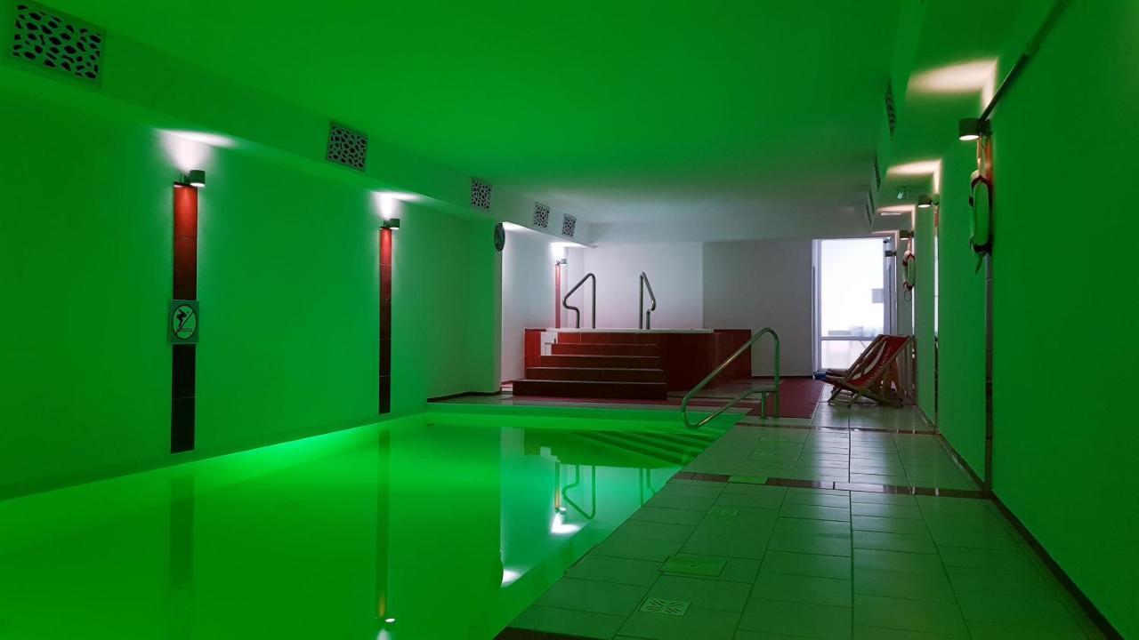 Akwamaryn Spa นีคอร์เซ ภายนอก รูปภาพ