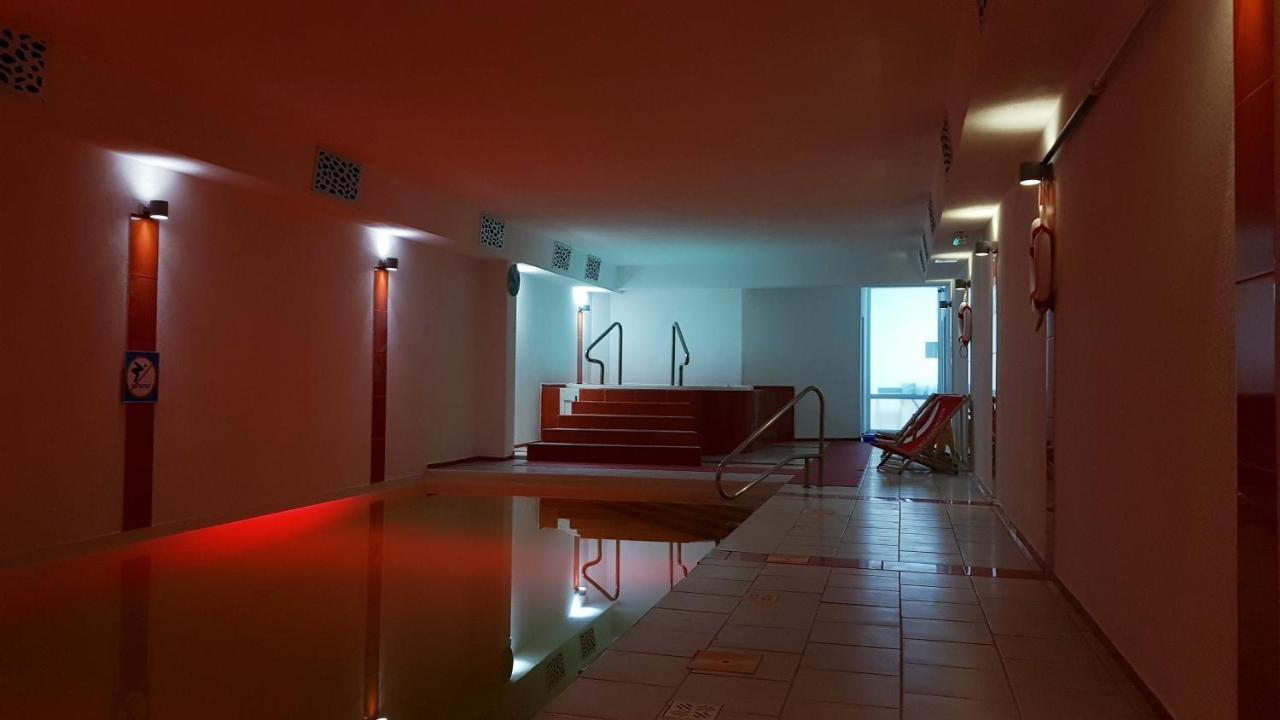 Akwamaryn Spa นีคอร์เซ ภายนอก รูปภาพ